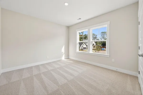 $479,000 | 226 Creek Pointe Drive, Moncks Corner, SC 29461