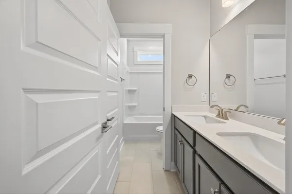 $479,000 | 226 Creek Pointe Drive, Moncks Corner, SC 29461