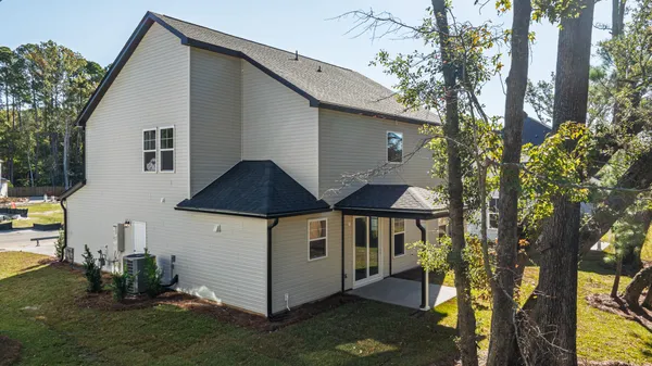 $479,000 | 226 Creek Pointe Drive, Moncks Corner, SC 29461