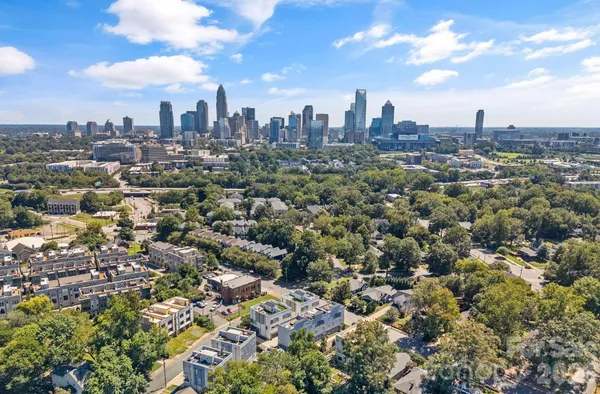 $699,000 | 306 Wesley Heights Way, Charlotte, NC 28208