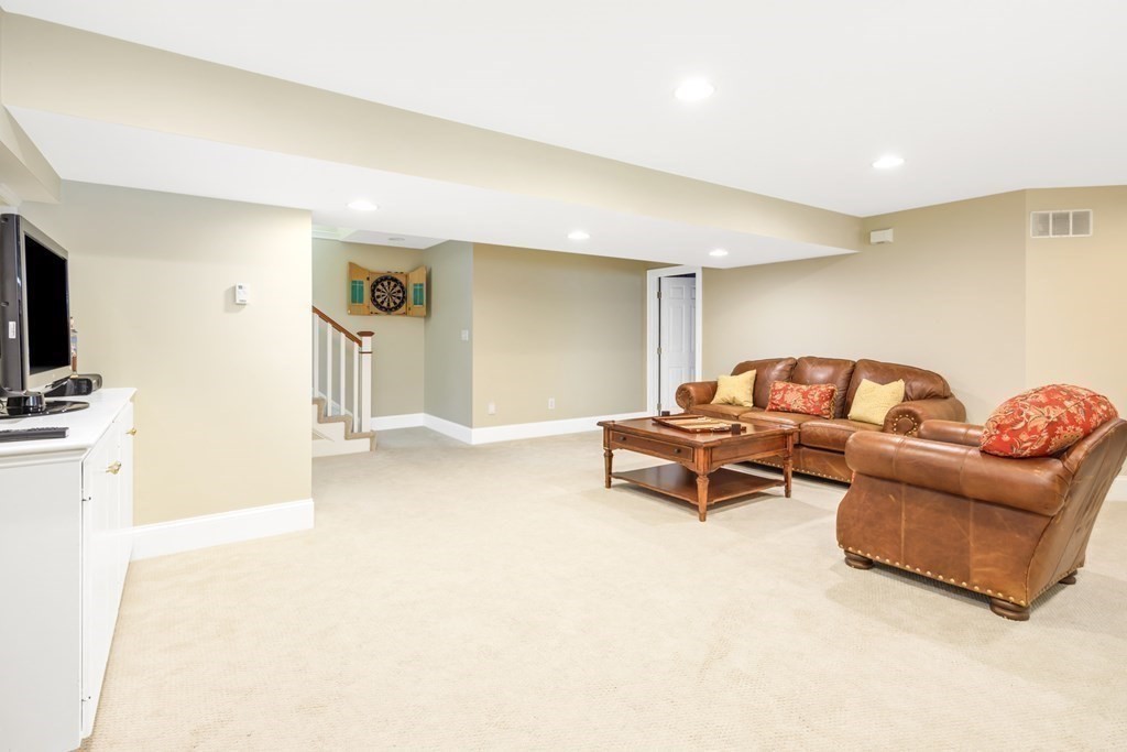 20 Maryknoll Drive Hingham, MA 02043 - Photo 37 of 41