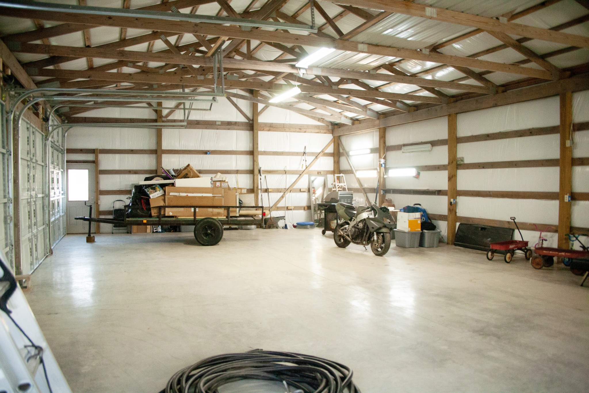 2122 Carthage Road Red Boiling Springs, TN 37150 - Photo 7 of 22 a view of a room with gym equipment