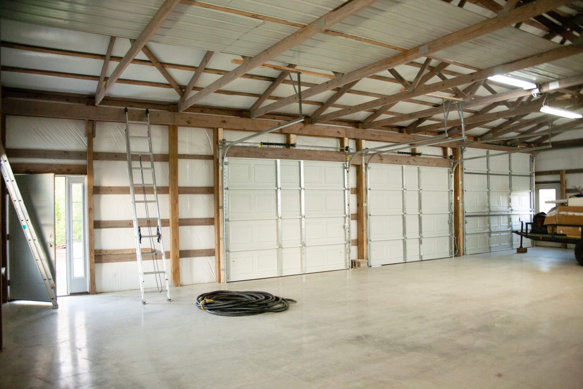 2122 Carthage Road Red Boiling Springs, TN 37150 - Photo 8 of 22 a view of a room with gym equipment