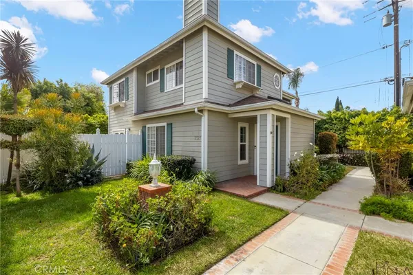 $975,000 | 3327 California Avenue, Signal Hill, CA 90755