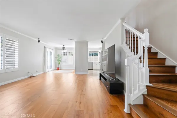 $975,000 | 3327 California Avenue, Signal Hill, CA 90755