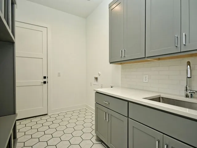 $6,200 | 7500 St Cecelia Street, Austin, TX 78757