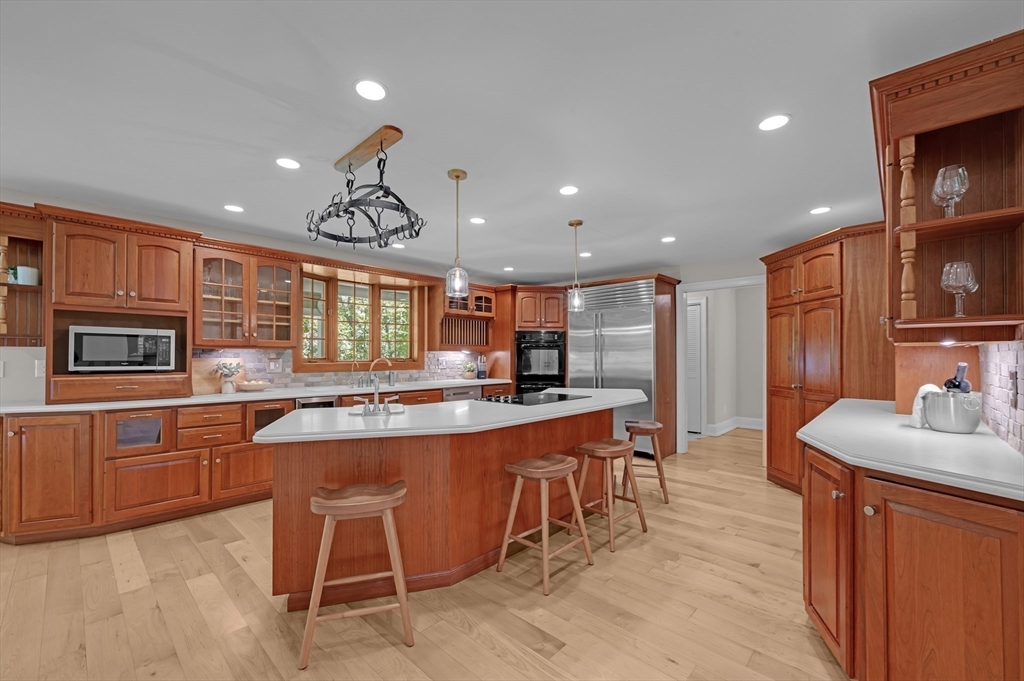196 Brigham Hill Road Grafton, MA 01536 - Photo 17 of 42