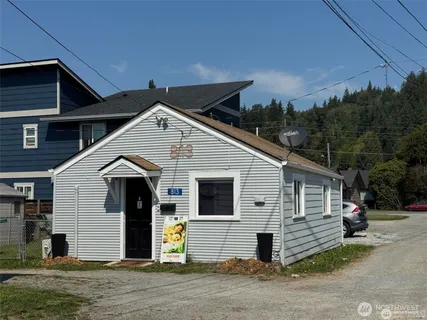 a view of a house with a garage