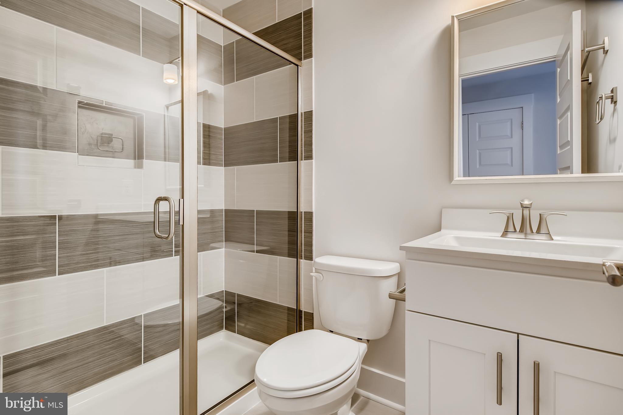1215 B Providence Road Towson, MD 21286 - Photo 17 of 27 Upper 1 - Bedroom #4 - Ensuite (Full Bath #3)