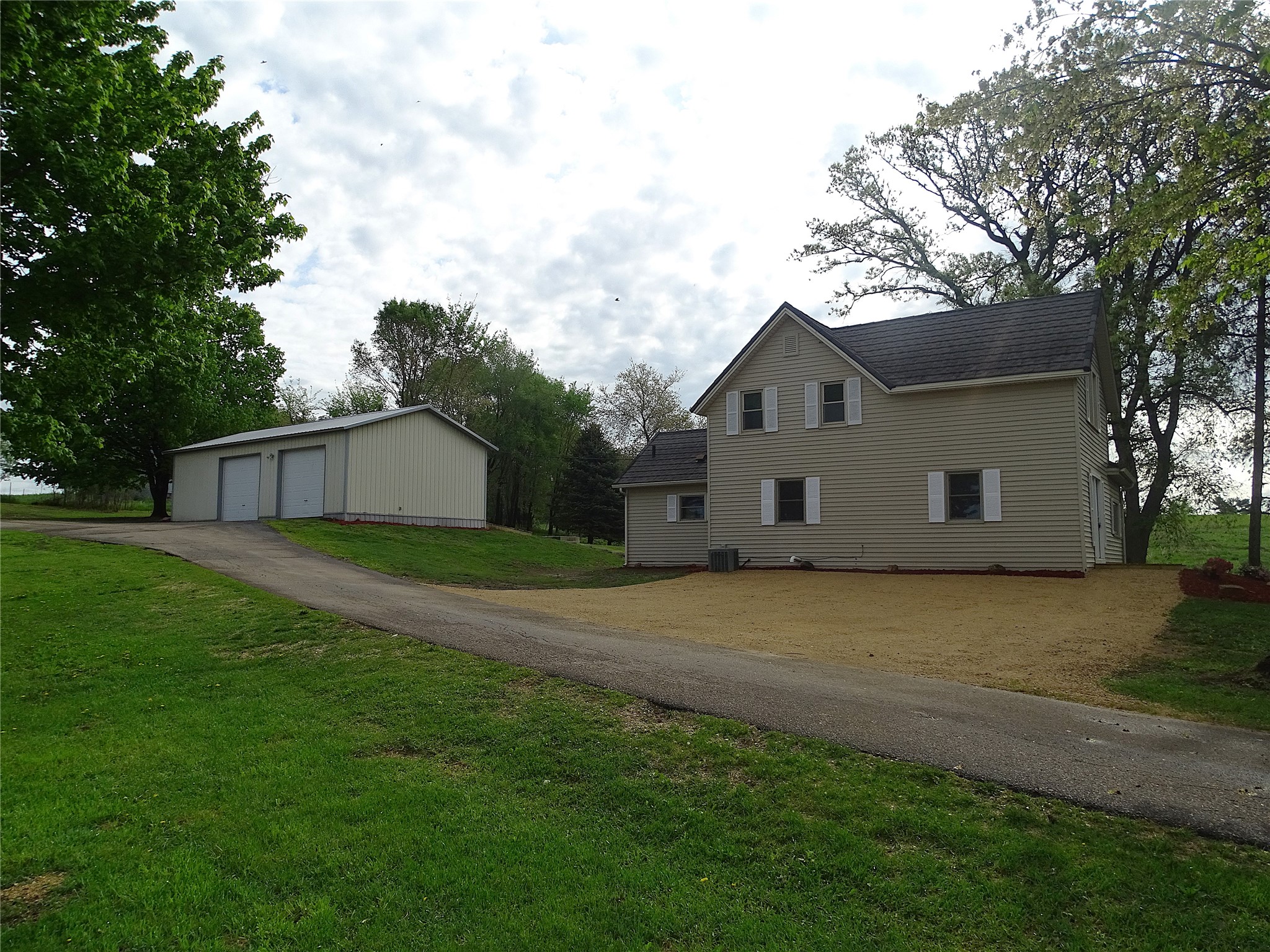 W1044 Pierce County Rd SS Plum City, WI 54761 - Photo 3 of 34