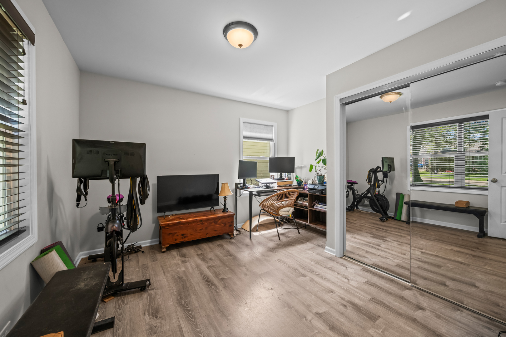 3403 Ridge Road Island Lake, IL 60042 - Photo 2 of 16 a living room with furniture and a flat screen tv