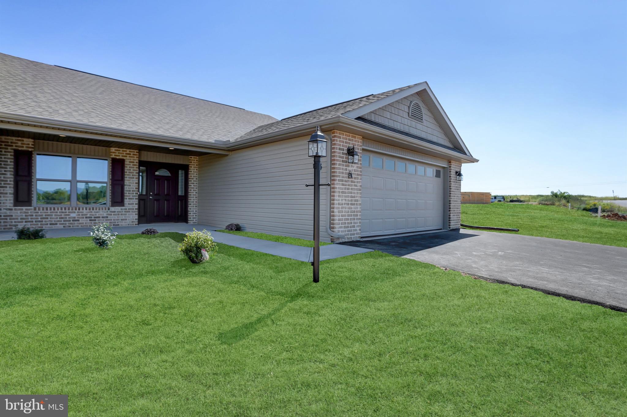 722 Rising Sun Lane Chambersburg, PA 17202 - Photo 1 of 33 Gallery Image 1