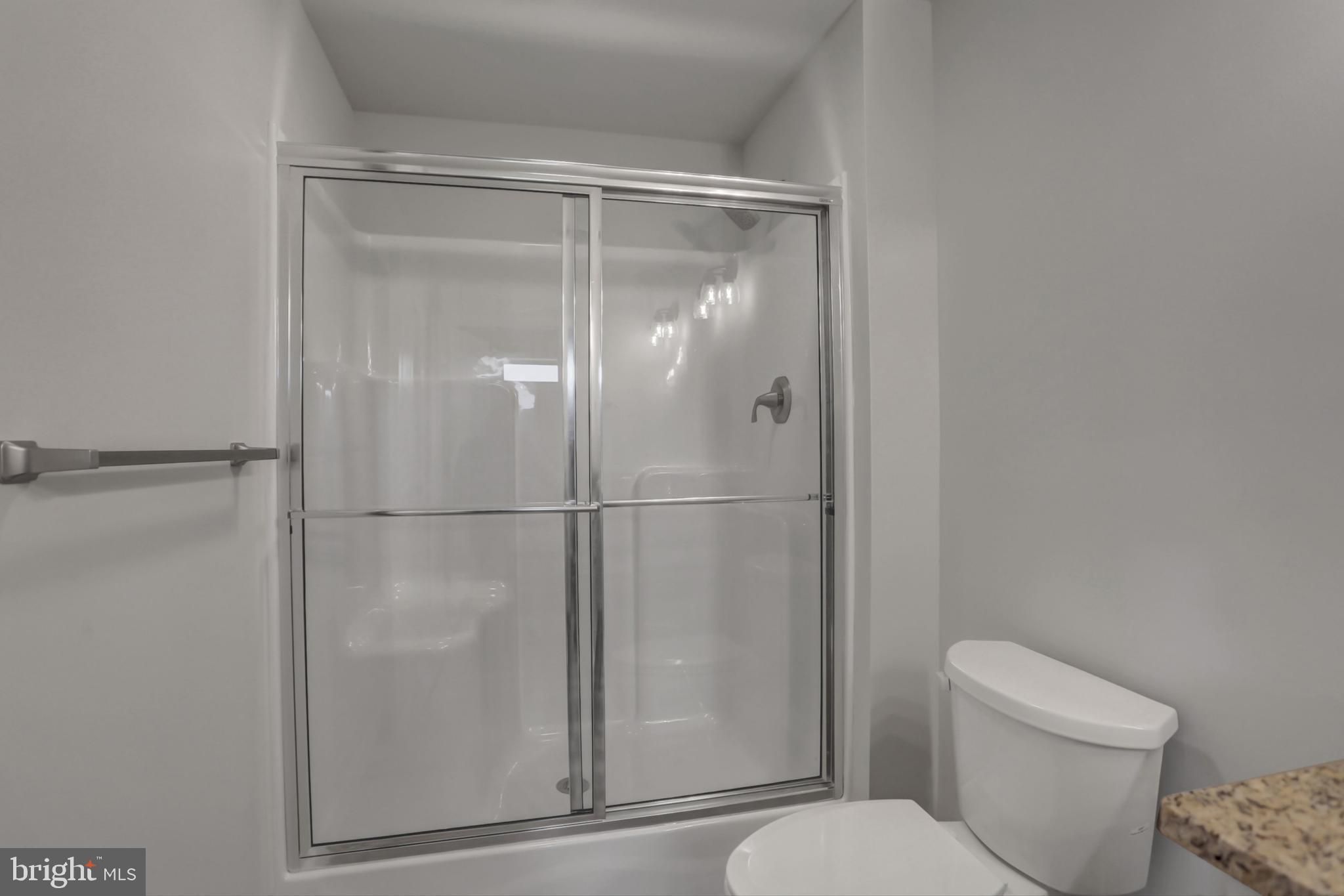 722 Rising Sun Lane Chambersburg, PA 17202 - Photo 21 of 33 Primary shower