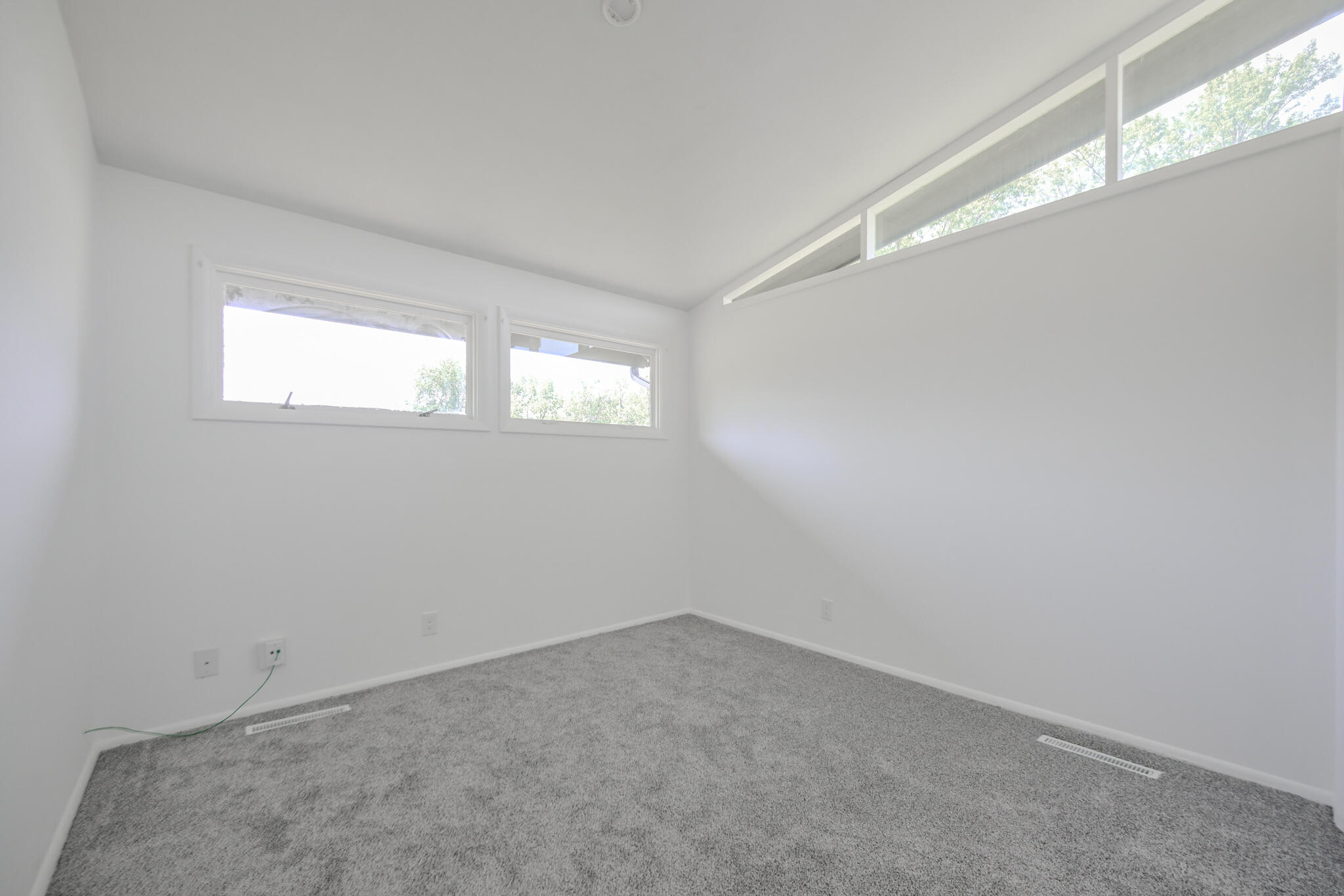 2020 Winding Trail Springfield, OH 45503 - Photo 21 of 32