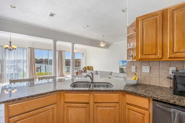 $749,000 | 903 Lighthouse Road, Fort Walton Beach, FL 32547