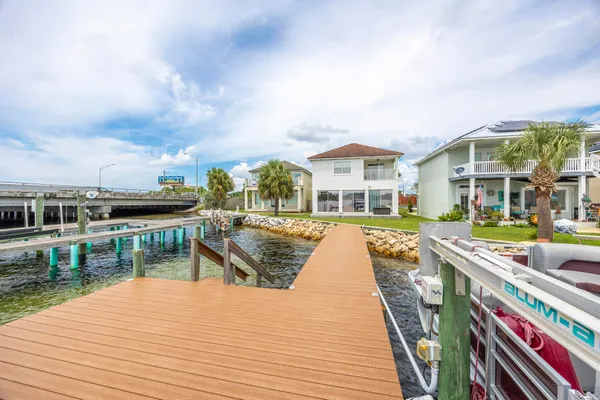 $749,000 | 903 Lighthouse Road, Fort Walton Beach, FL 32547
