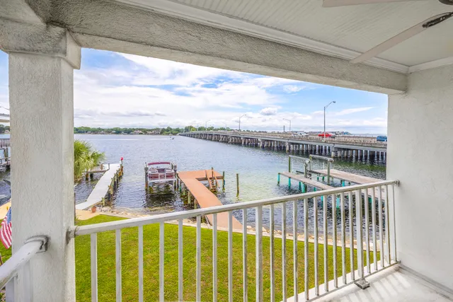 $769,000 | 903 Lighthouse Road, Fort Walton Beach, FL 32547