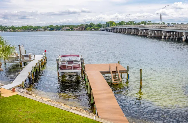 $769,000 | 903 Lighthouse Road, Fort Walton Beach, FL 32547