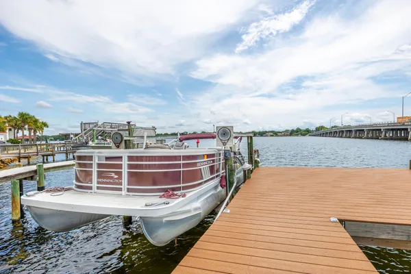 $749,000 | 903 Lighthouse Road, Fort Walton Beach, FL 32547