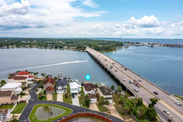 $769,000 | 903 Lighthouse Road, Fort Walton Beach, FL 32547