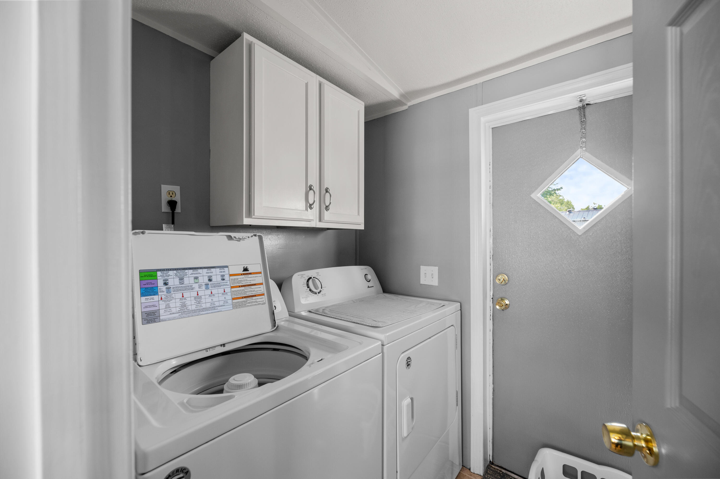 9 Long Avenue Clinton, ME 04927 - Photo 6 of 31 Laundry Room