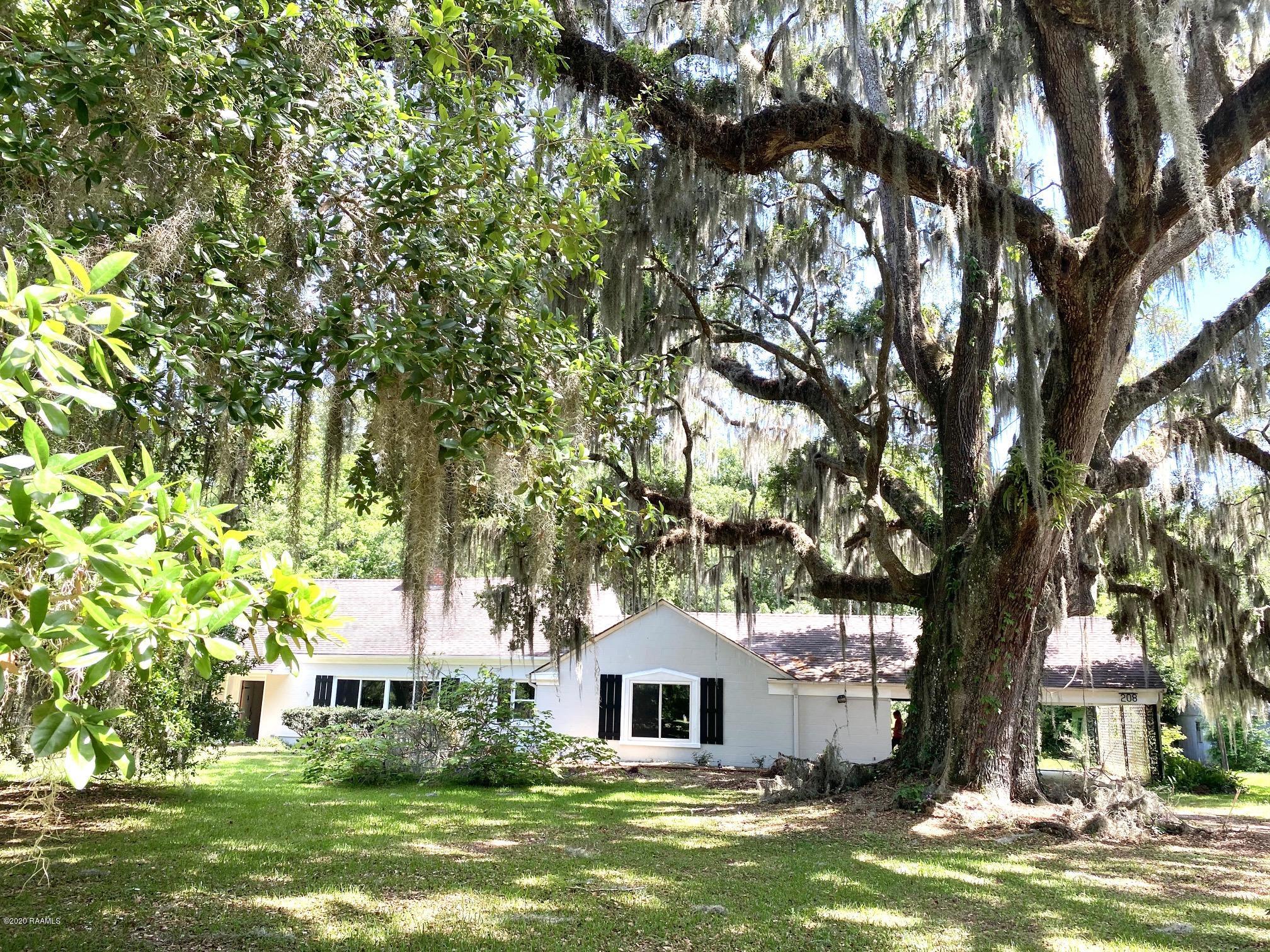 208 Charenton Road Baldwin, LA 70514 - Photo 1 of 32 208 Charenton