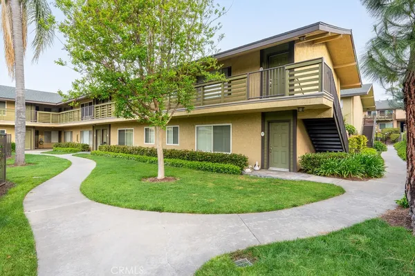 $499,900 | 1430 West Lambert Road, Unit 407, La Habra, CA 90631