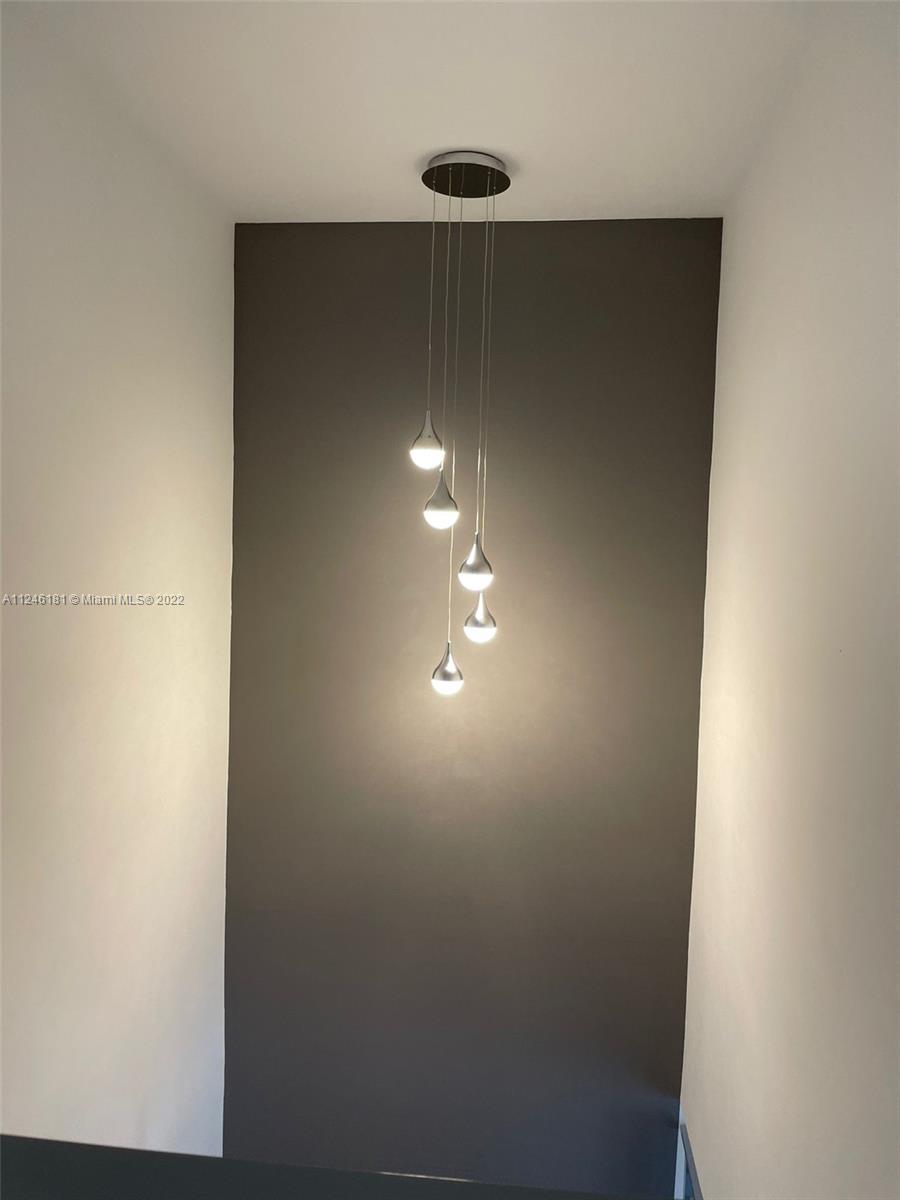 7220 Northwest 103rd Path Doral, FL 33178 - Photo 9 of 19