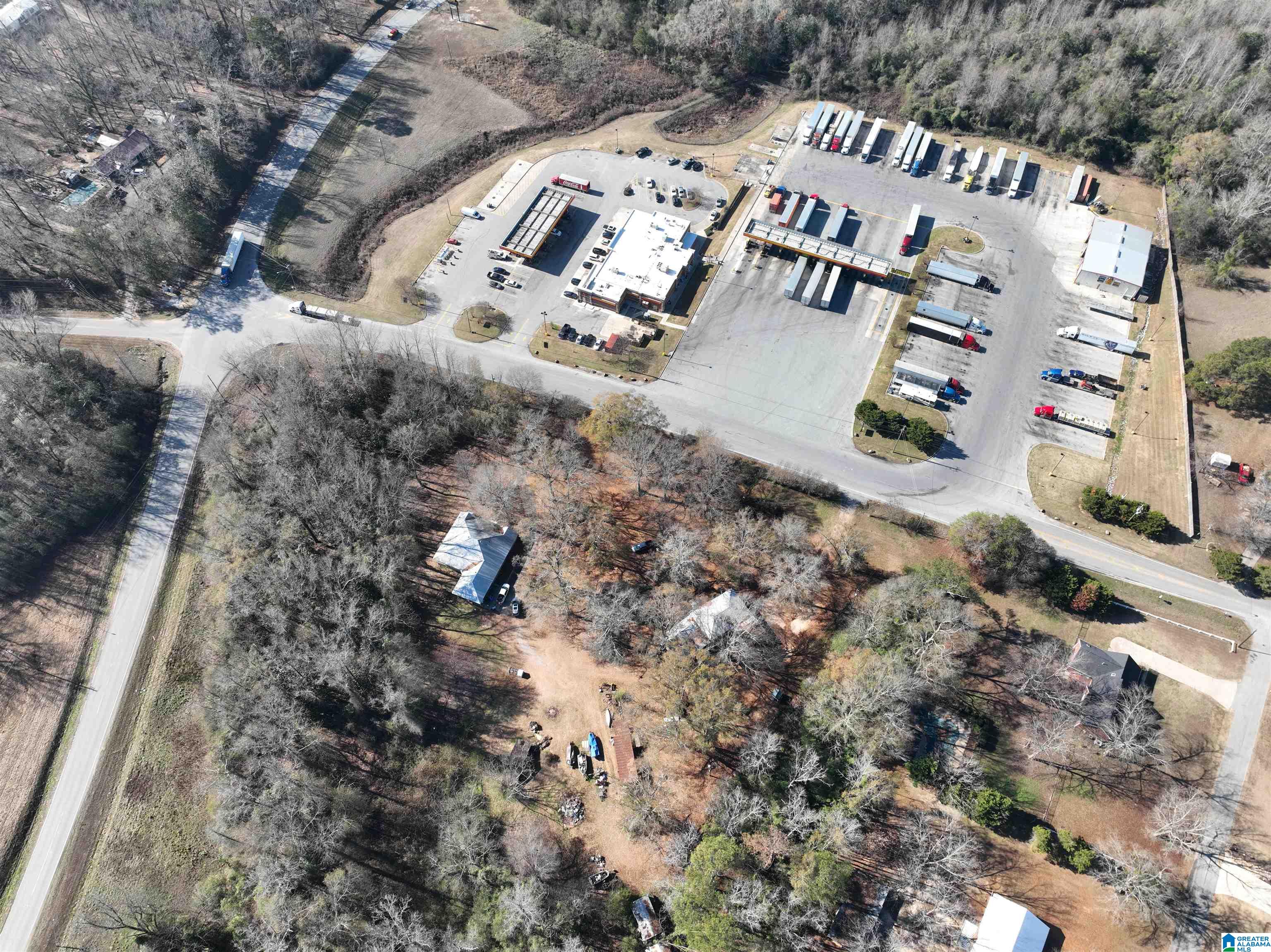 331 County Road 764, Unit 331 Clanton, AL 35046 - Photo 3 of 9