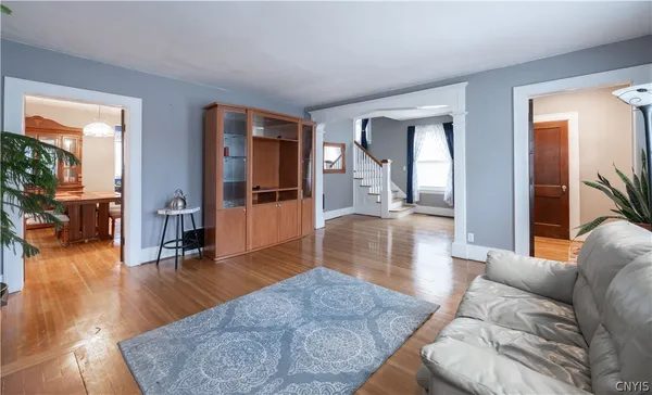 $309,900 | 114 Memorial Parkway, Utica, NY 13501