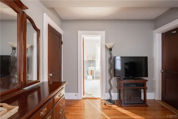 $309,900 | 114 Memorial Parkway, Utica, NY 13501