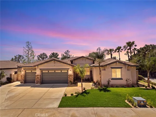 $698,999 | 2943 West Meyers Road, San Bernardino, CA 92407