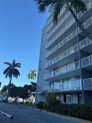 $250,000 | 1800 Northwest 24th Avenue, Unit 205, Miami, FL 33125
