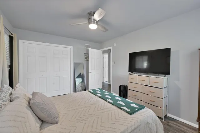 $2,100 | 1429 West Water Street, Weatherford, TX 76086