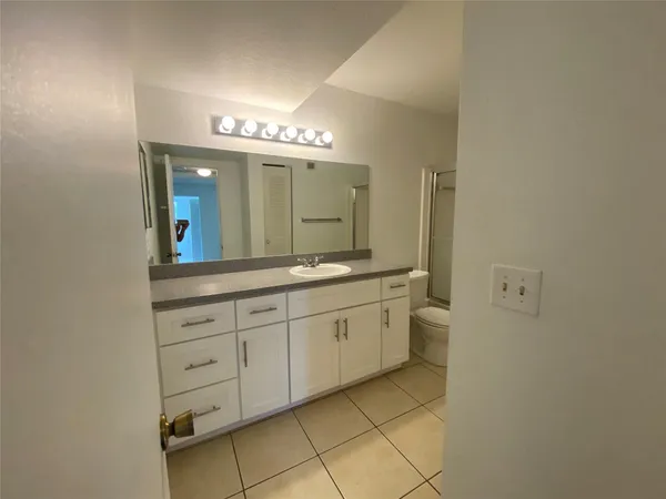 $1,650 | 3430 Pinewalk Drive North, Unit 824, Margate, FL 33063