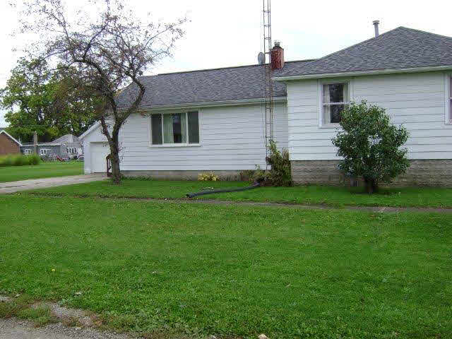 6083 Summit Street Maybee, MI 48159 - Photo 9 of 11 20422788-8.JPG