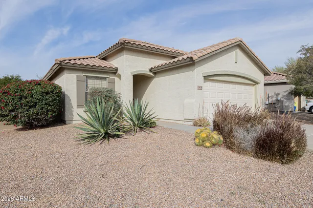 $2,295 | 2414 West Lewis And Clark Trail, Phoenix, AZ 85086