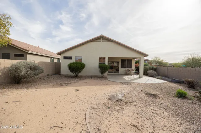 $2,295 | 2414 West Lewis And Clark Trail, Phoenix, AZ 85086