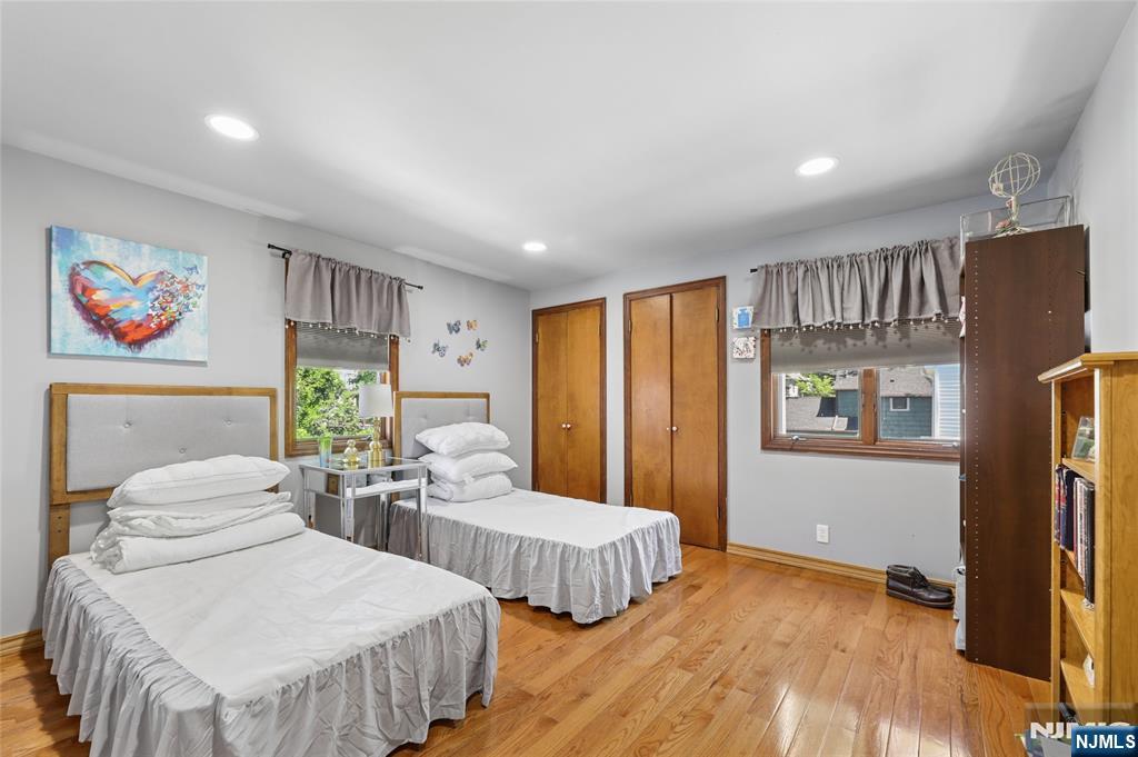 1474 Windsor Road Teaneck, NJ 07666 - Photo 35 of 41