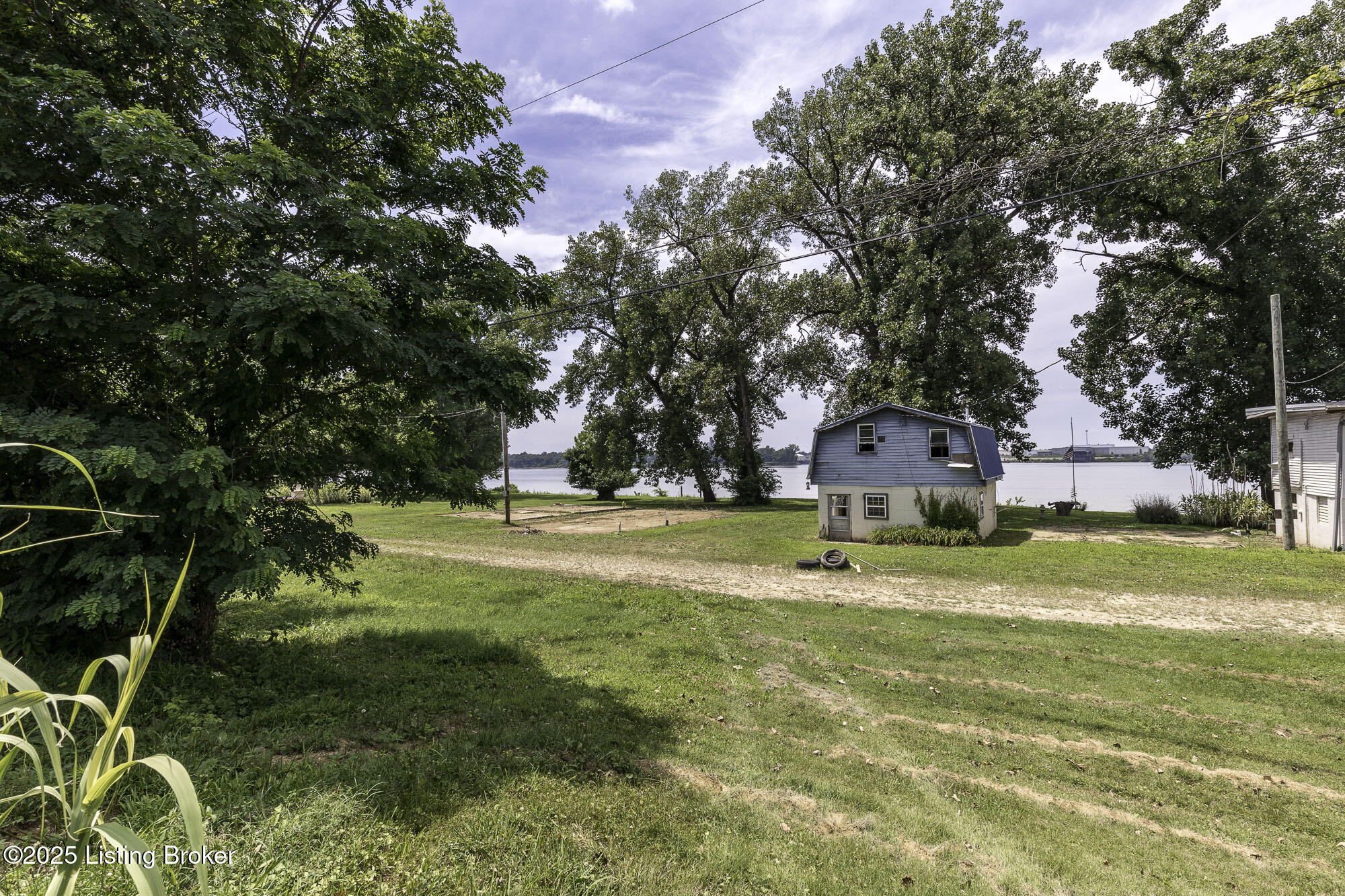 5209 River Road Louisville, KY 40222 - Photo 47 of 53 River047