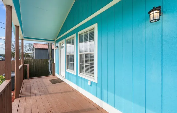 $187,500 | 620 6th Street, Dickinson, TX 77539