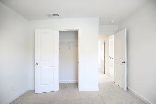 $425,850 | 1525 Bear Branch Trace, Columbia, TN 38401