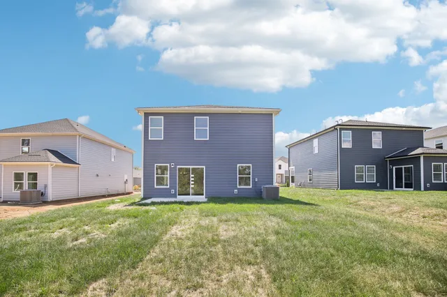 $425,850 | 1525 Bear Branch Trace, Columbia, TN 38401