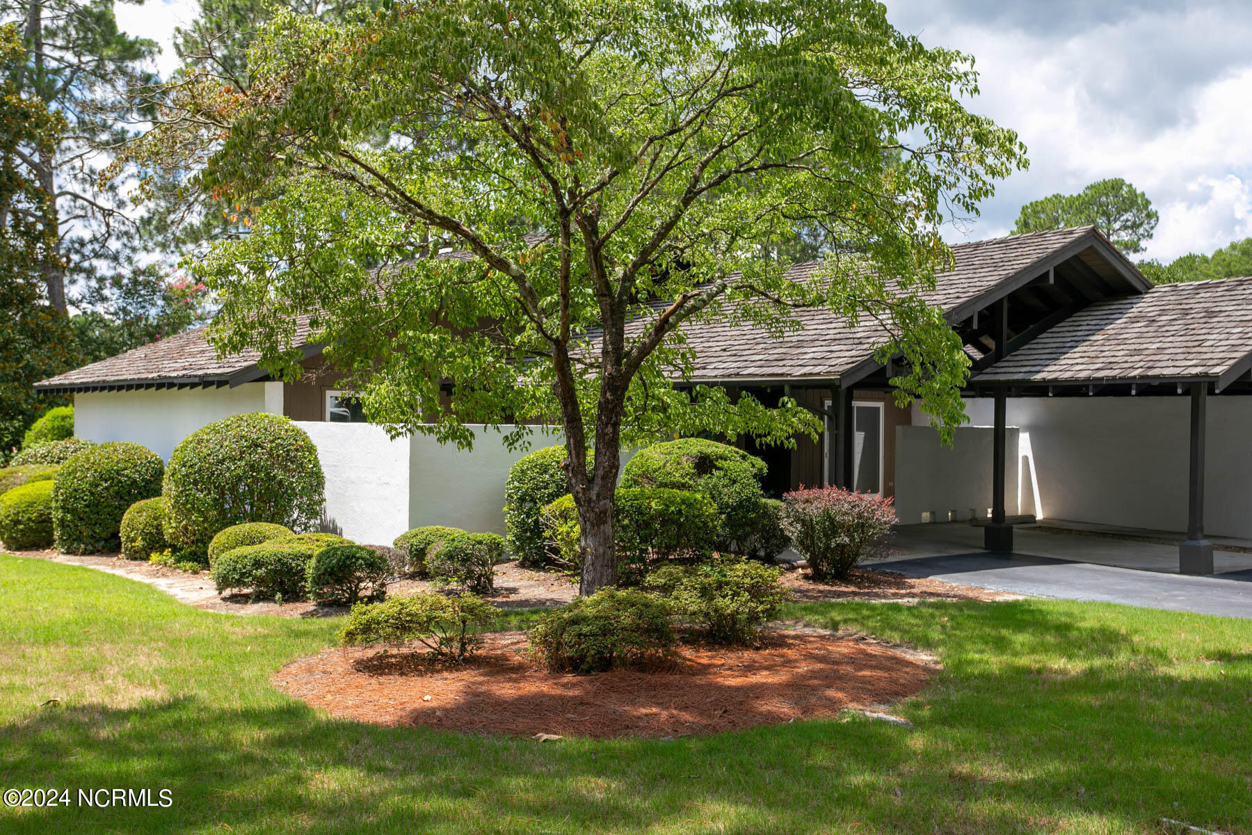 270 McKenzie Road West, Unit 51 Pinehurst, NC 28374 - Photo 3 of 33 front2