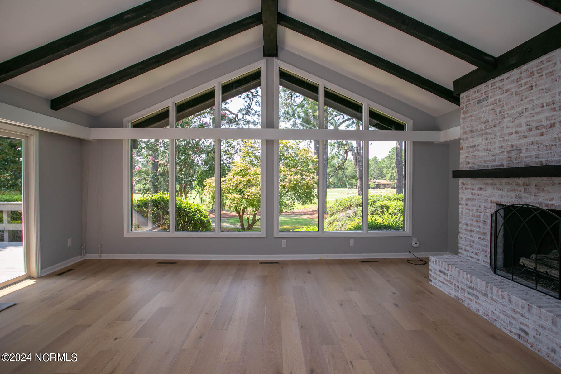 270 McKenzie Road West, Unit 51 Pinehurst, NC 28374 - Photo 6 of 33 living room1