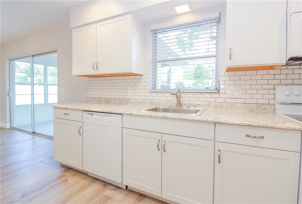 1000 Sunrise Road Venice, FL 34293 - Photo 6 of 22 Gallery Image 6