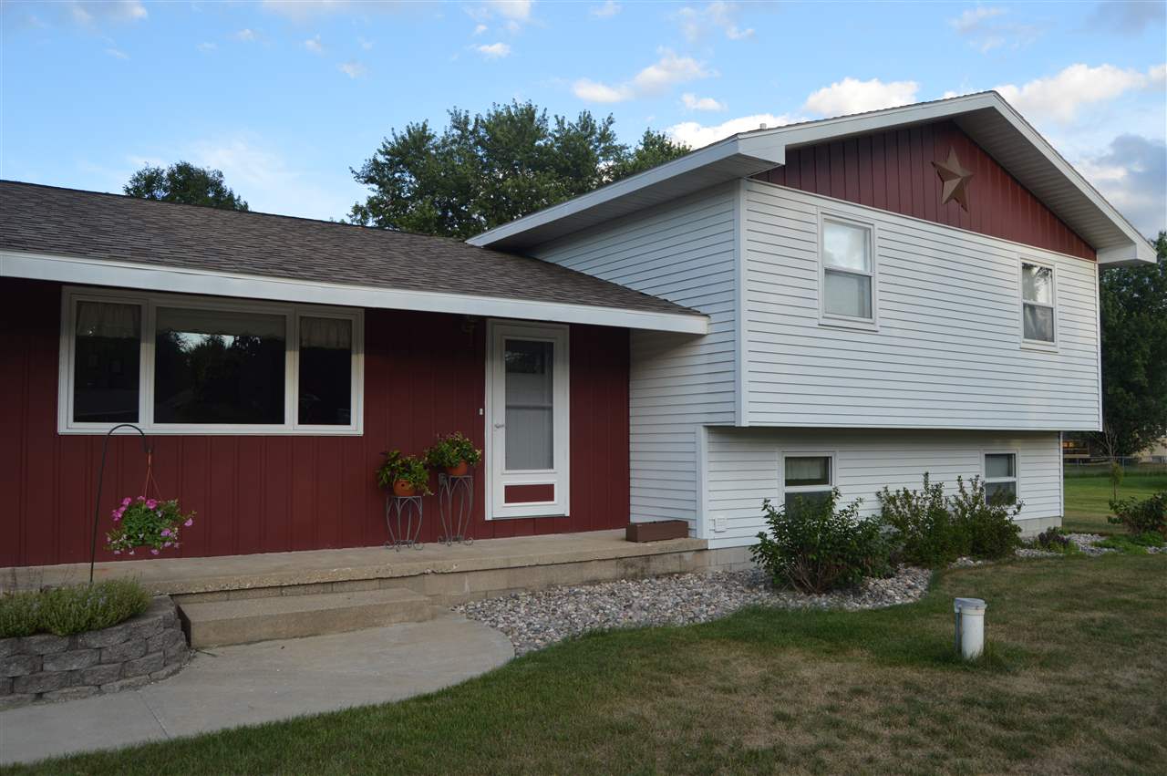 2258 Tamara Road Kalkaska, MI 49646 - Photo 6 of 37 1821011-5.JPG