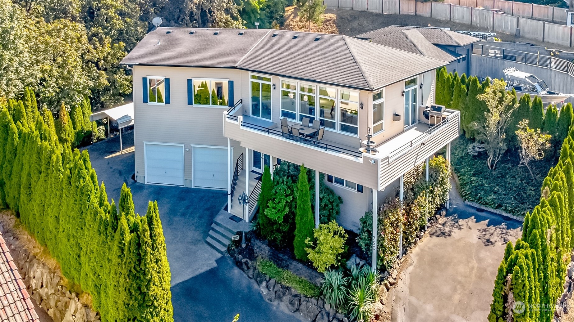 350 Renton Avenue South Renton, WA 98057 - Photo 1 of 40 an aerial view of a house with a garden
