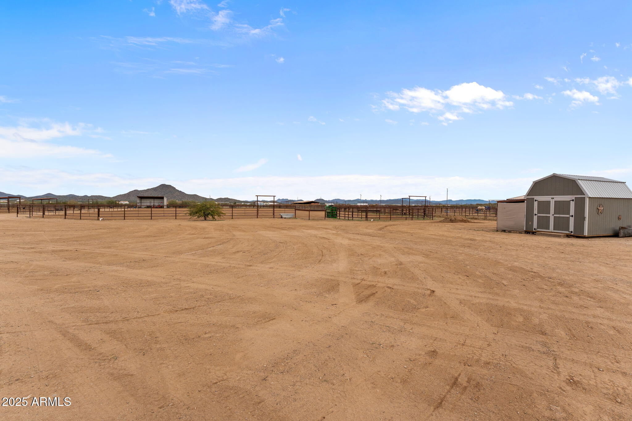 46130 West Trotter Road Wickenburg, AZ 85390 - Photo 32 of 55 32-web-or-mls-DSC07037
