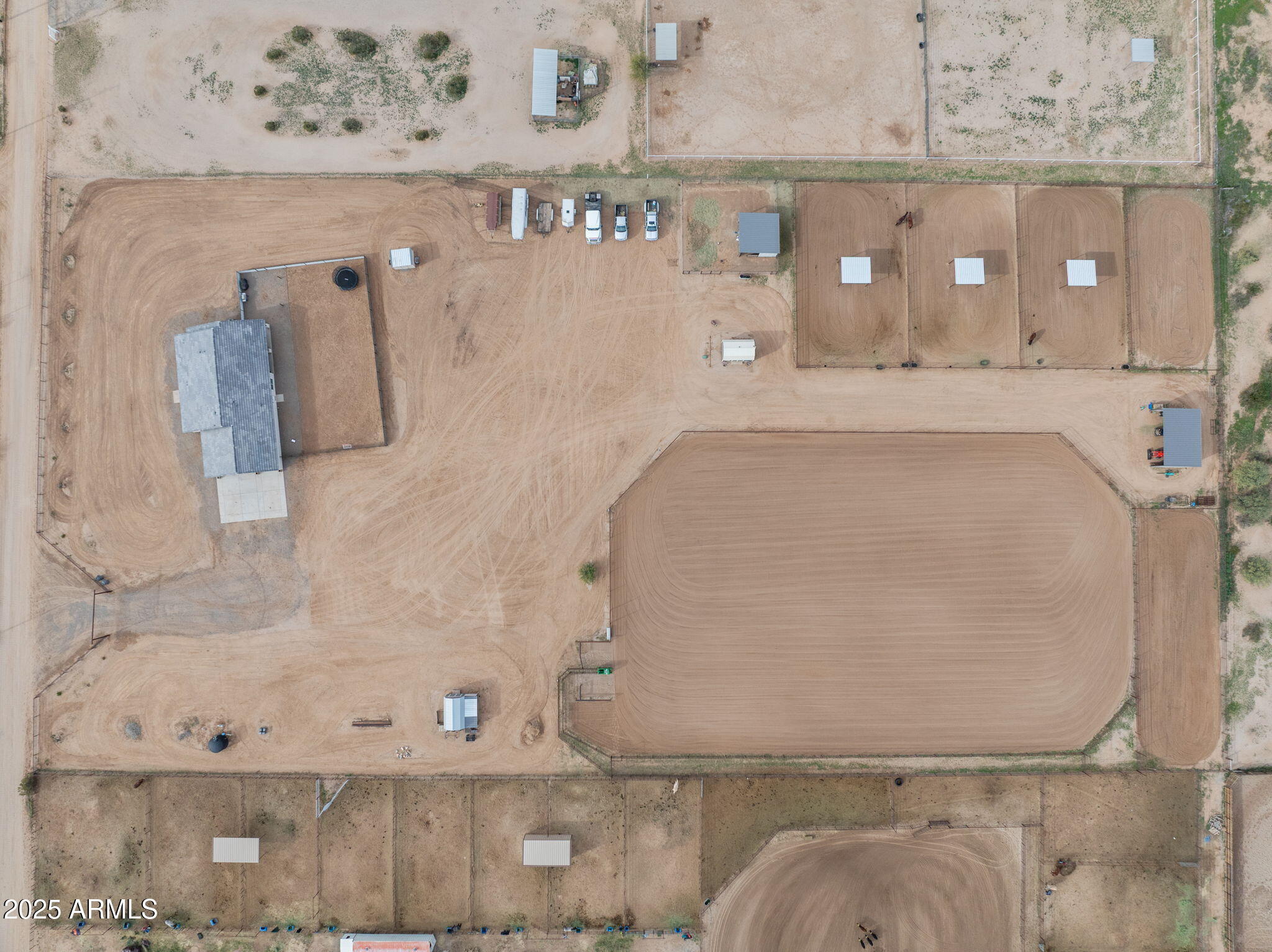 46130 West Trotter Road Wickenburg, AZ 85390 - Photo 49 of 55 a bathroom with a bathtub and shower